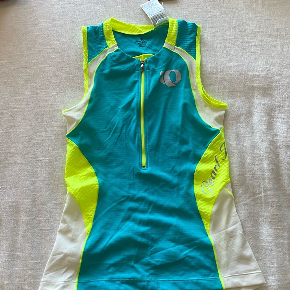 Pearl Izumi cycling top brand new with tags!